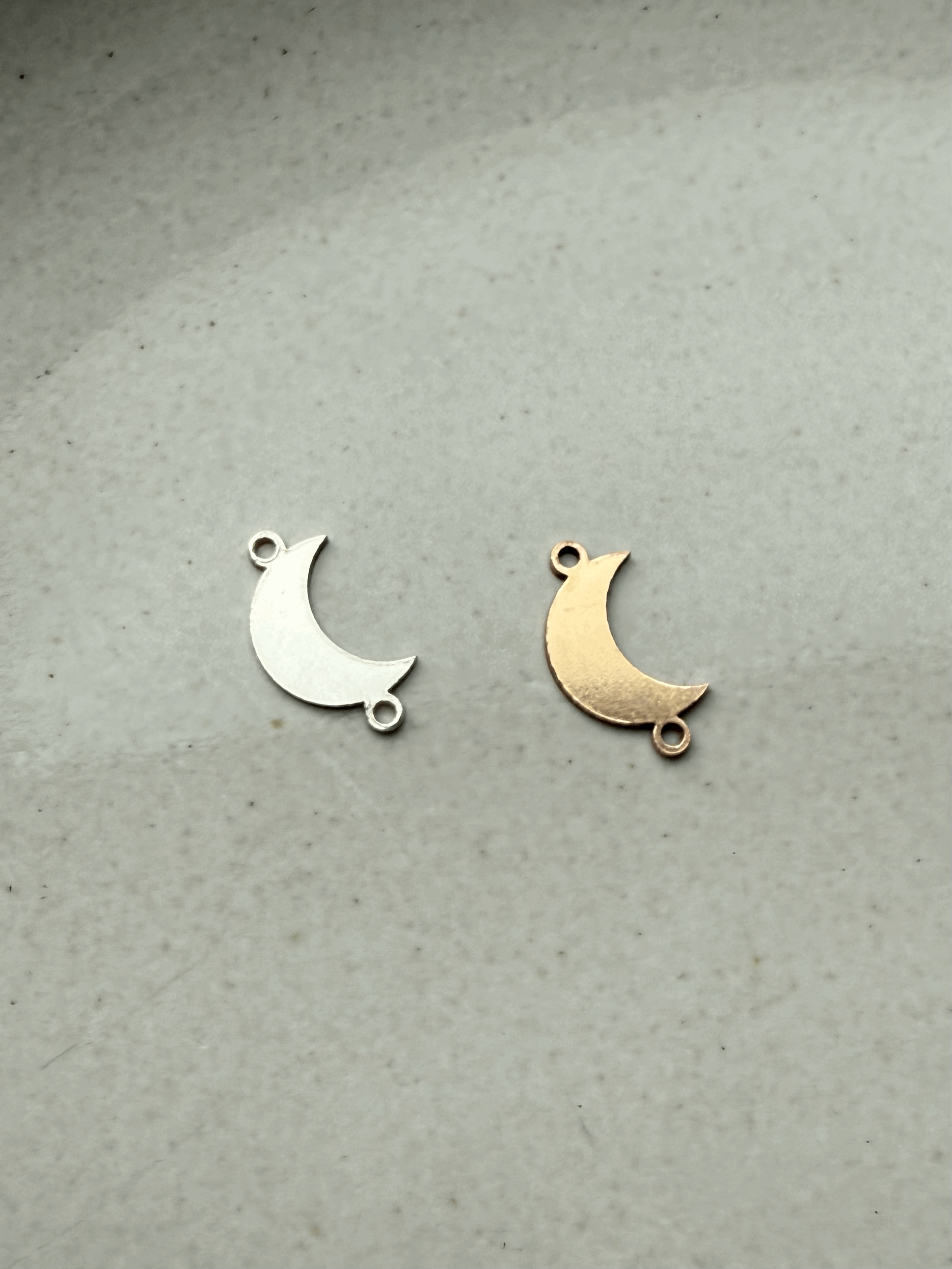 Moon Connector-SQ0881511