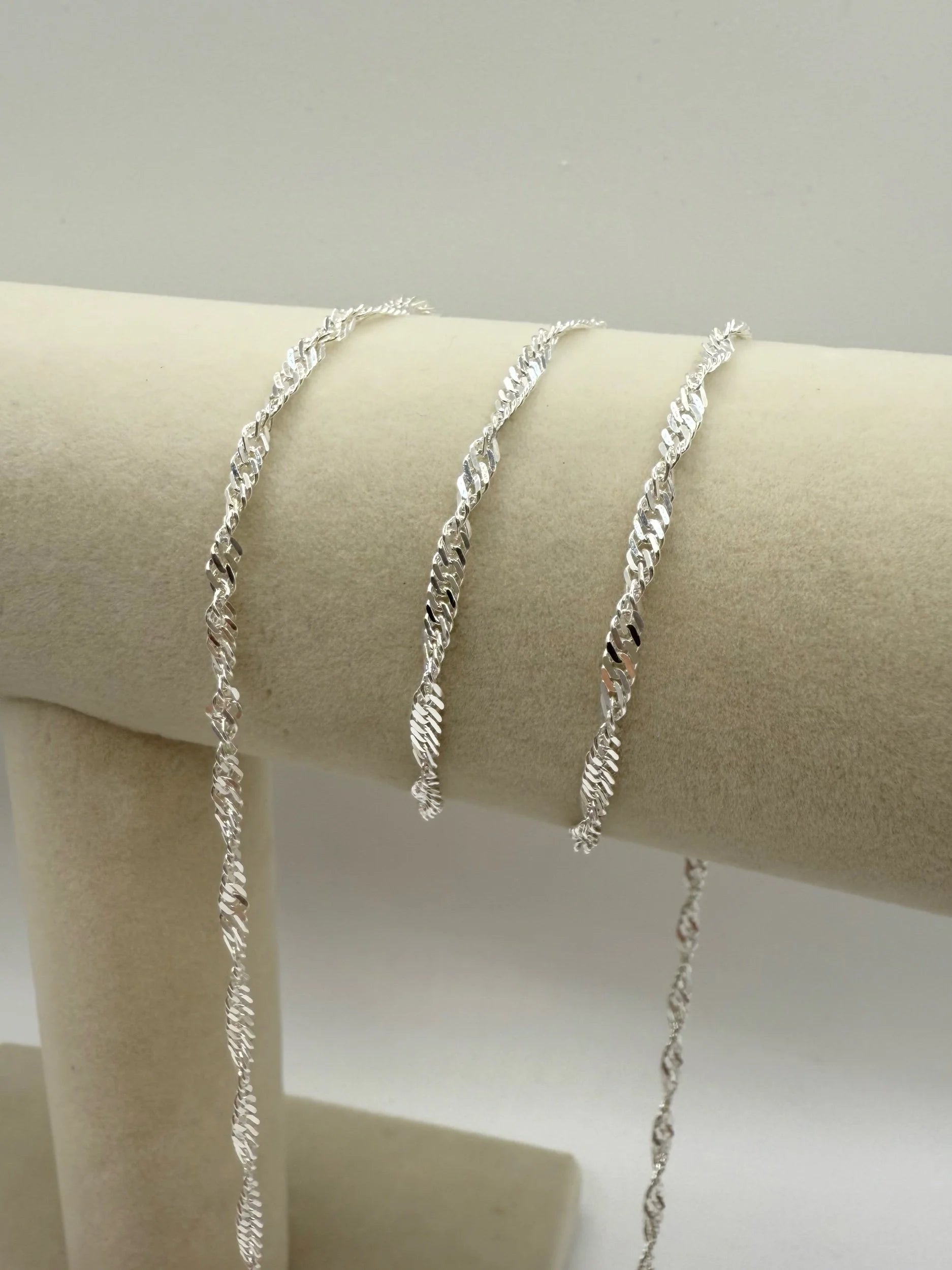 Twisted Curb Chain