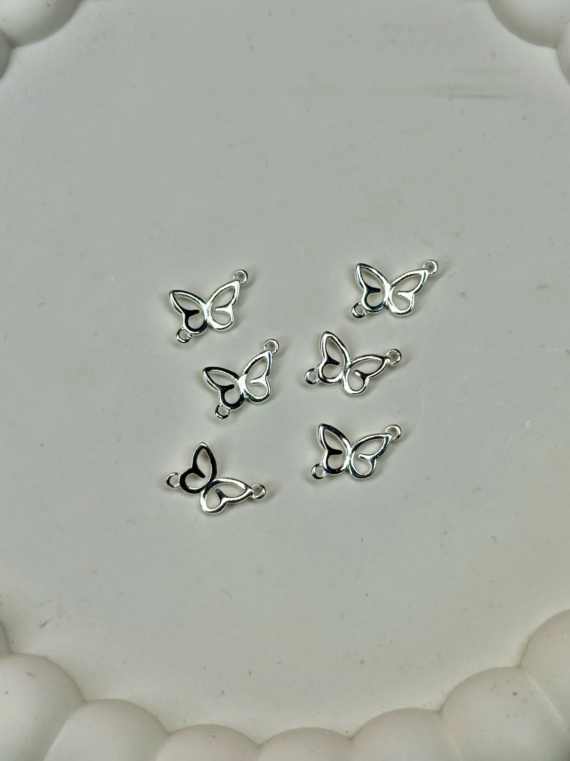 Butterfly Connector