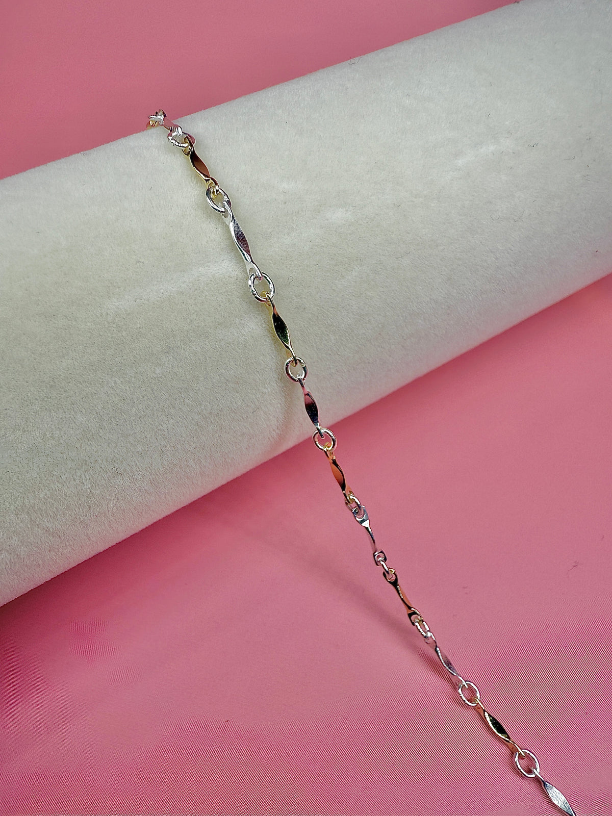 Mixed Metal Twisted Bar Chain
